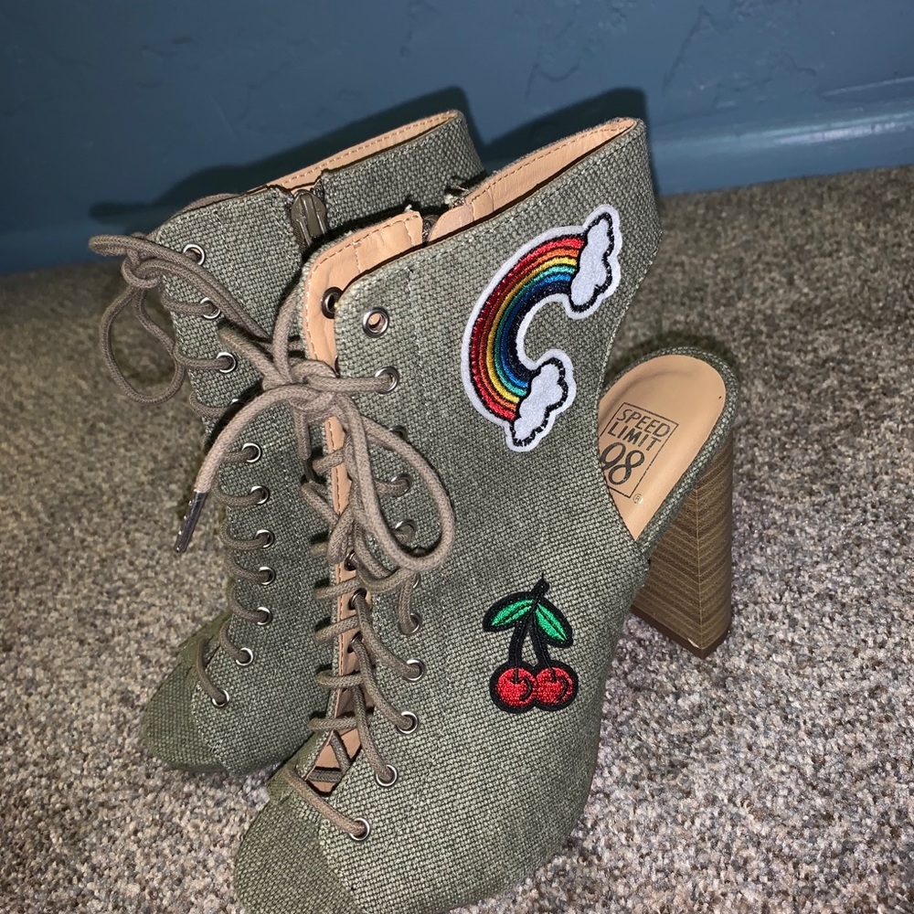 Heels bundle - Picture 6 of 10